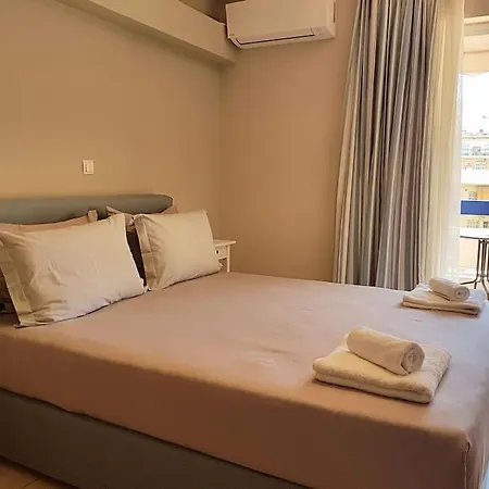 Apartment Campus Renovated @ Ilisia Athens