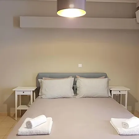 Apartment Campus Renovated @ Ilisia