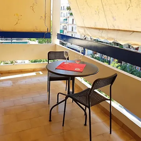 Apartment Campus Renovated @ Ilisia *